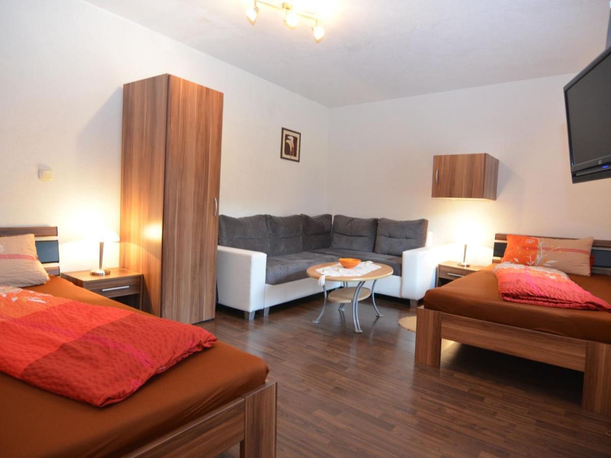 Apartment In Lechbruck Bavaria With Garden Bagian luar foto